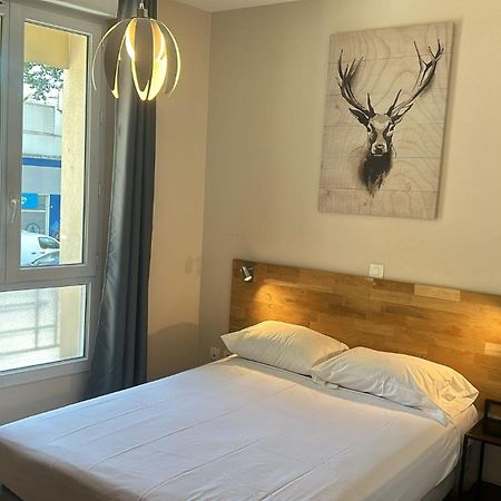 Hotel In Paris Обервилье Экстерьер фото