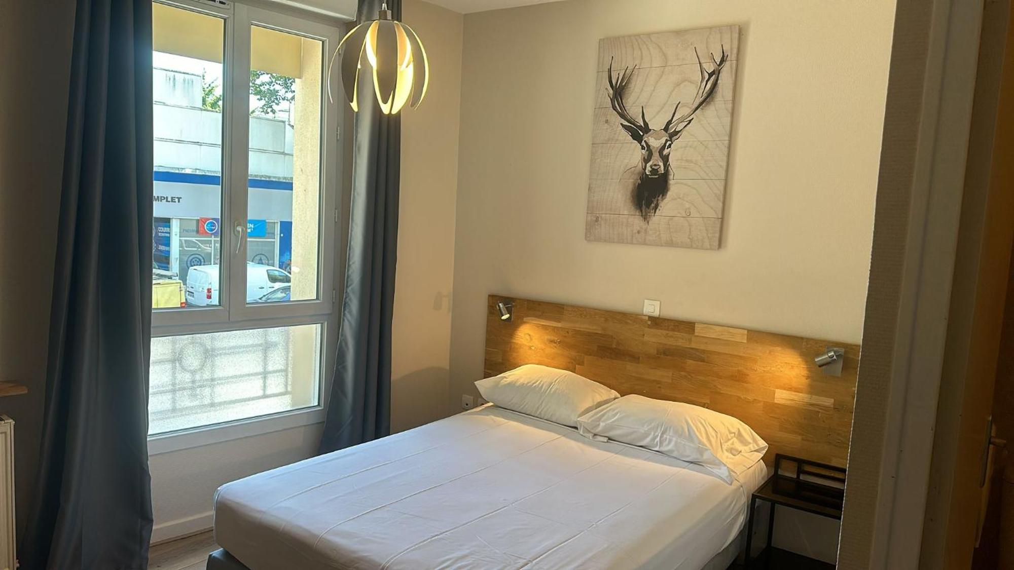 Hotel In Paris Обервилье Экстерьер фото