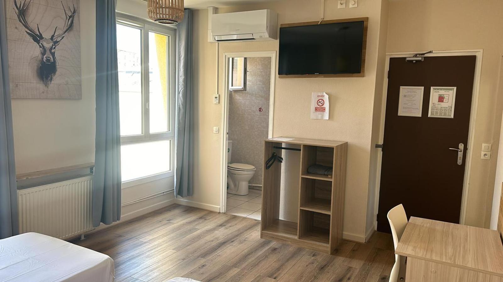 Hotel In Paris Обервилье Экстерьер фото